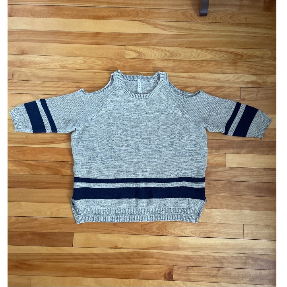RVCA sweater